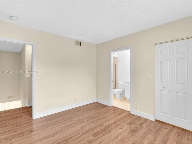 Building Photo - 3932 San Simeon Ln