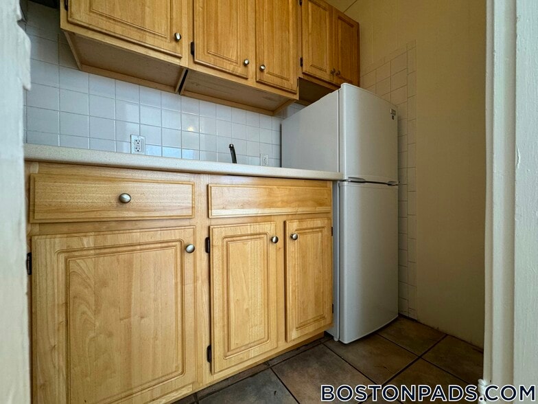 Building Photo - 441 Cambridge St