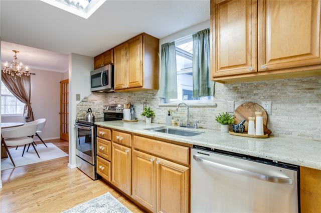 Building Photo - 441 Compton Ln