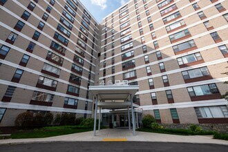 Building Photo - 4600 Duke St