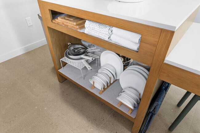 Building Photo - 11 NE 6th St