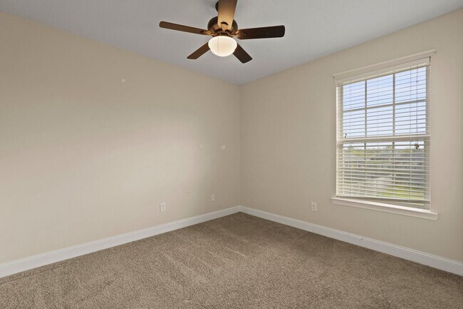 Building Photo - Charming 4-Bedroom Home for Rent in Hinesville, GA