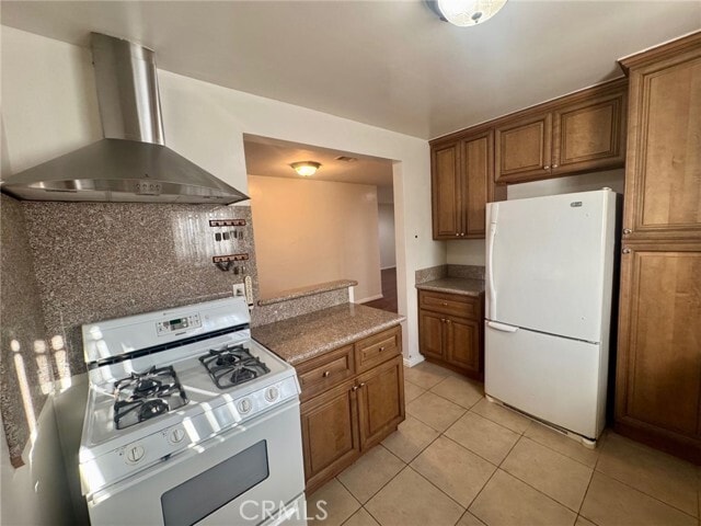 Building Photo - 639 N Currier St