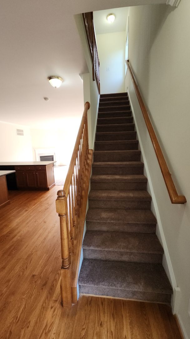 Building Photo - Spacious, Large, Luxury 3 Bedroom End - Unit Townhouse in Hockessin, Delaware
