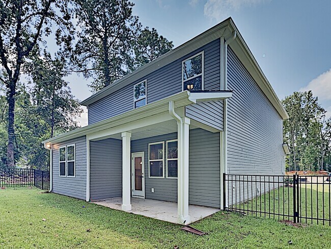 Building Photo - 136 Sweetgum Drive