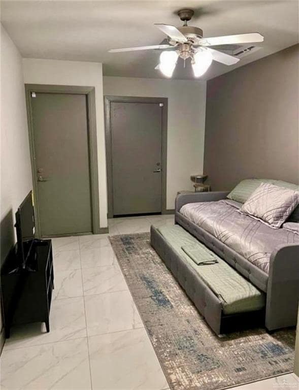 Building Photo - 16 S 5th St