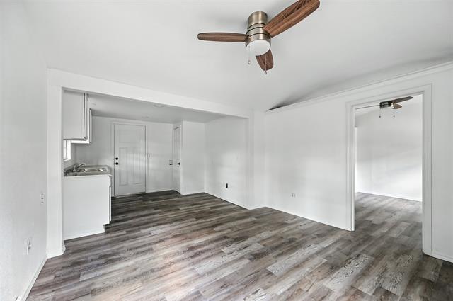 Building Photo - 3909 Galvez Ave
