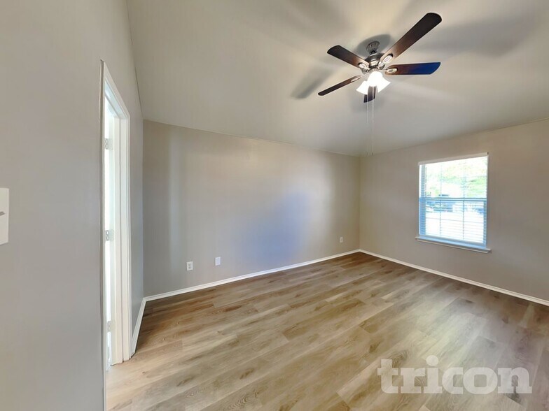 Building Photo - 1458 Sax Leigh Dr