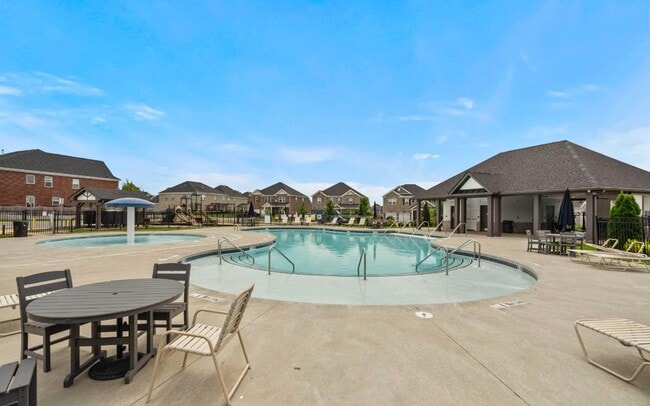 Building Photo - 4 Bedroom, 3 Bath Home w/ 2 Car Garage