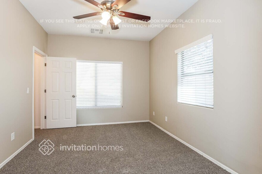 Building Photo - 17727 W Banff Ln