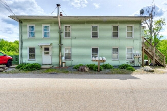 Building Photo - 2 Depot Rd