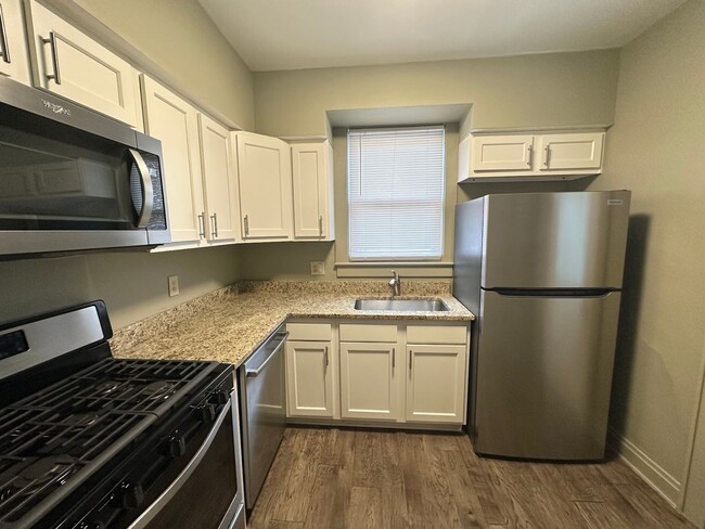 Building Photo - 66 W California Ave