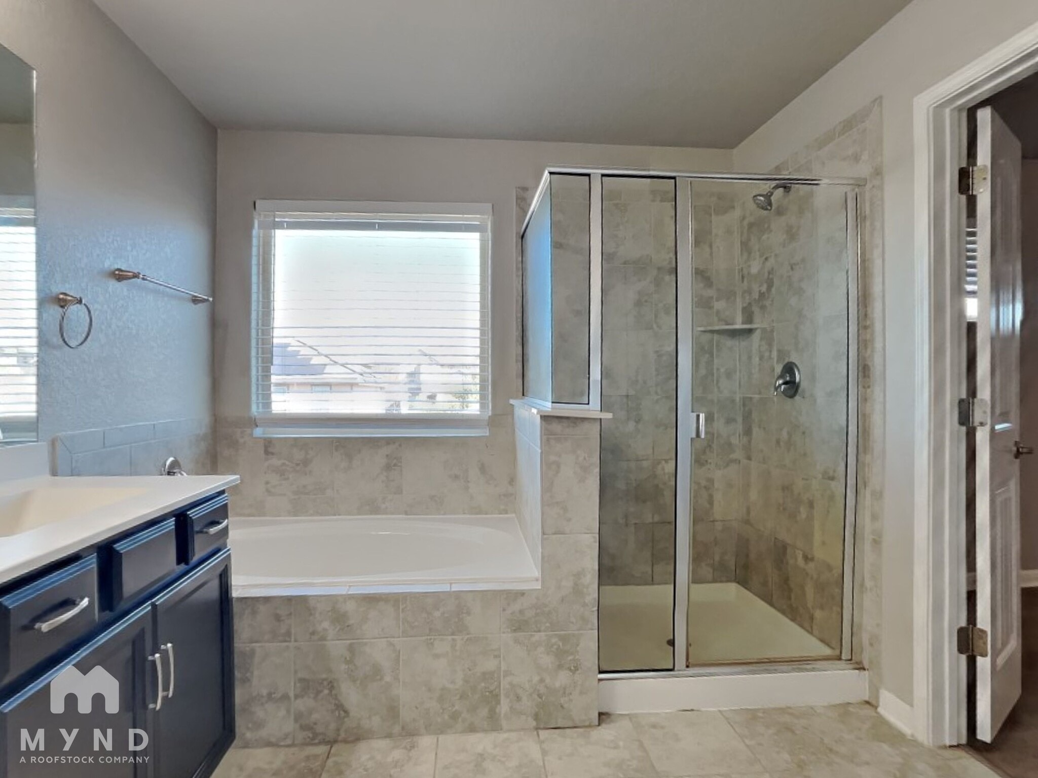 Building Photo - 11335 Decidedly