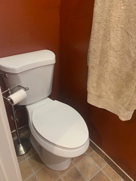 Building Photo - 2780 Powhatan Ave