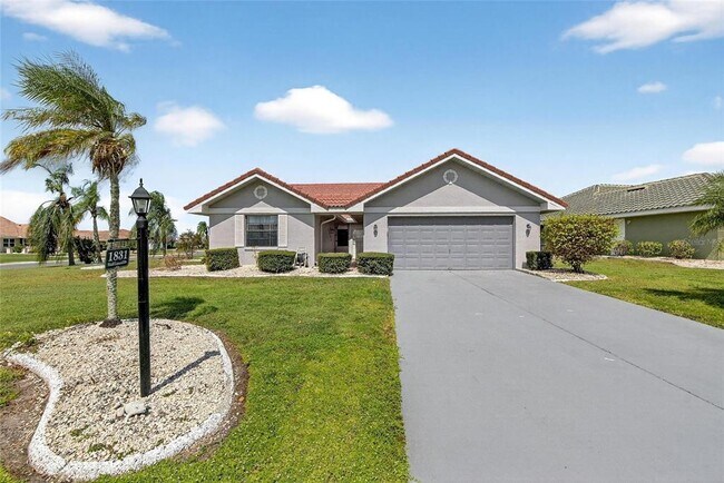 Building Photo - 1831 Wolf Laurel Dr
