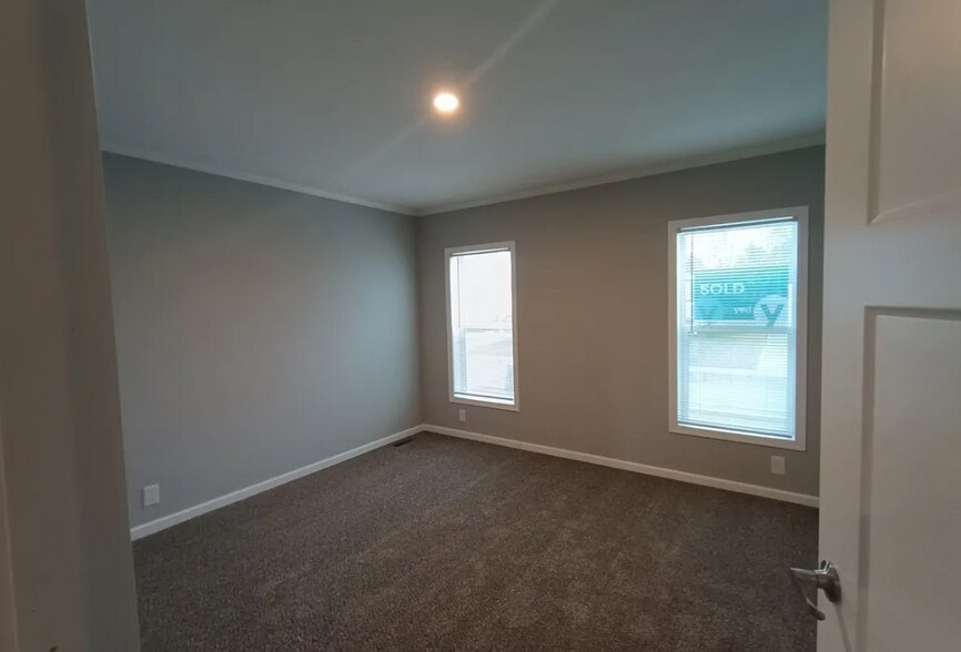 Building Photo - 37452 Grain View Ln