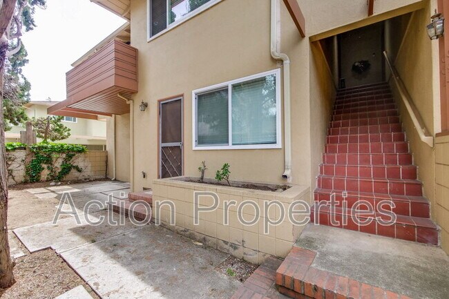 Building Photo - 661 Channing Ave