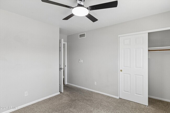 Building Photo - 6756 W Morrow Dr