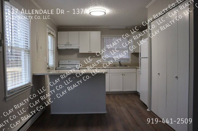 Building Photo - 137 Allendale Dr