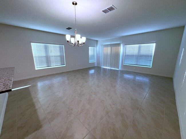 Building Photo - 758 Stoney Pointe Cir