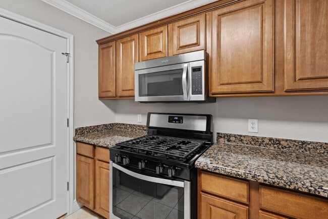 Building Photo - 3417 Savage Springs Dr