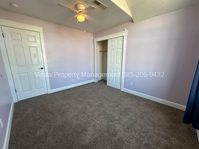 Building Photo - 1526 N 2530 W