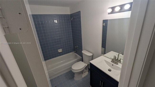 Building Photo - 1151 N Liberty Ave