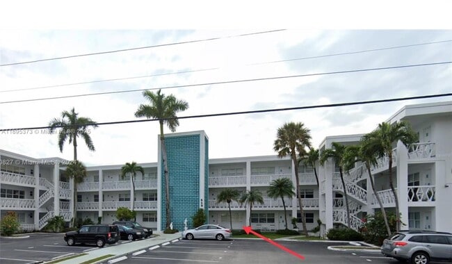 Building Photo - 419 Golden Isles Dr