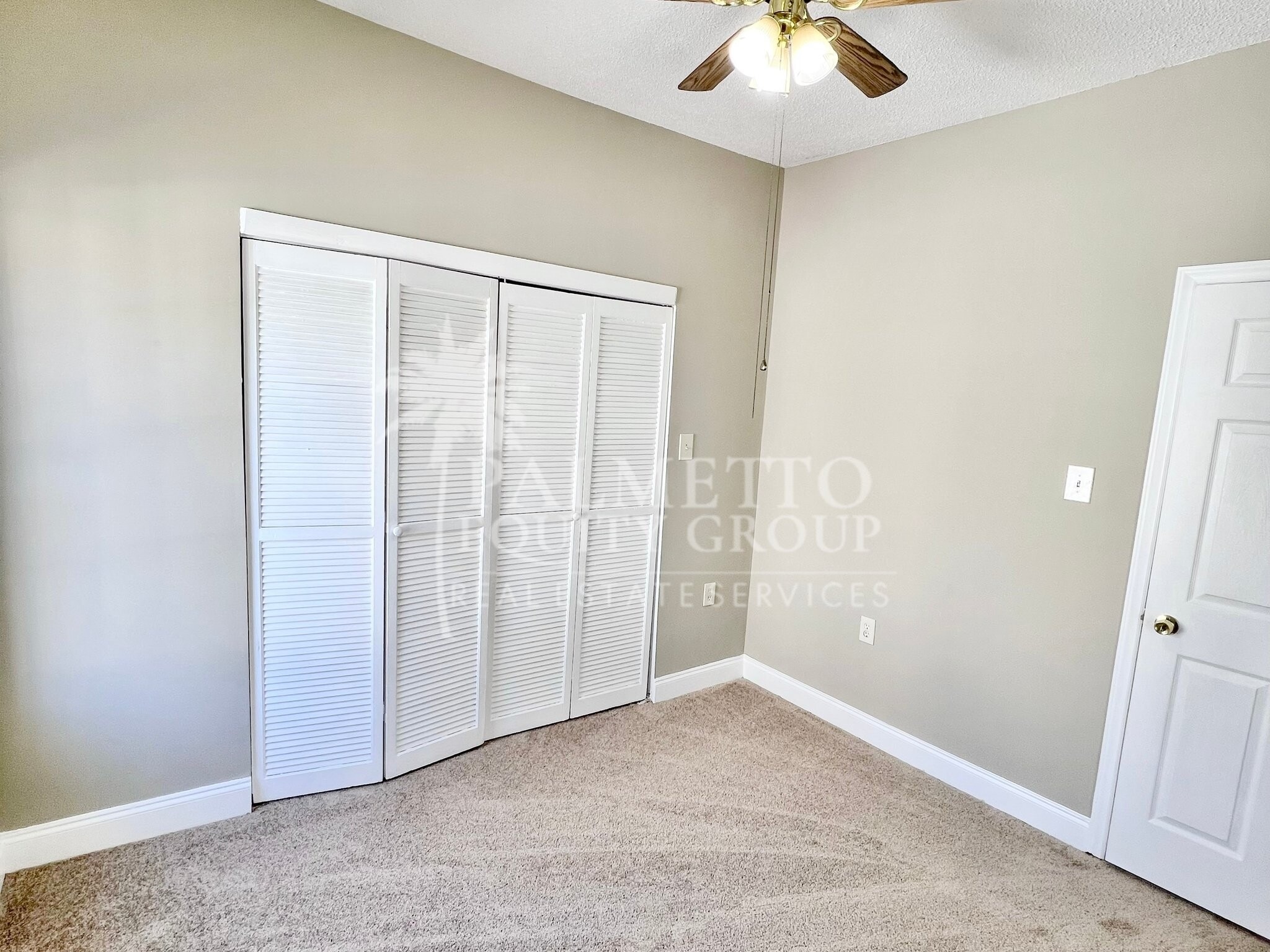 Building Photo - 829 Dillard St