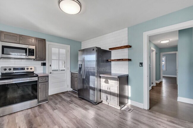 Building Photo - 4724 Cane Run Rd