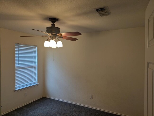 Building Photo - 22031 Silverfield Park Ln