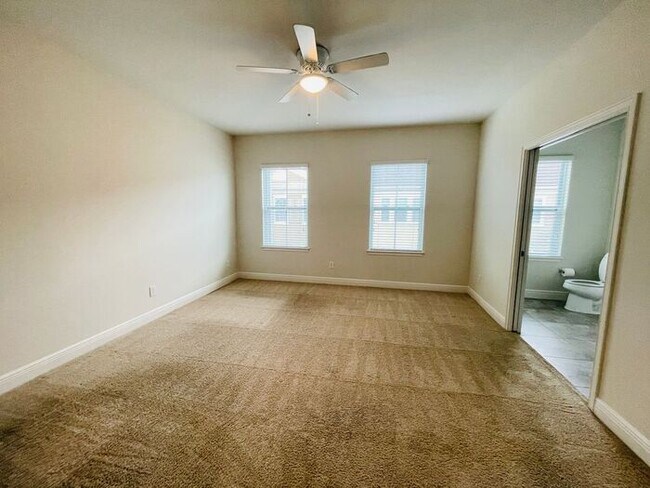 Building Photo - Copley Square-561 Scotia Place Orlando FL ...