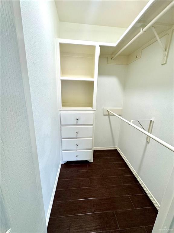 Building Photo - 27TH E St