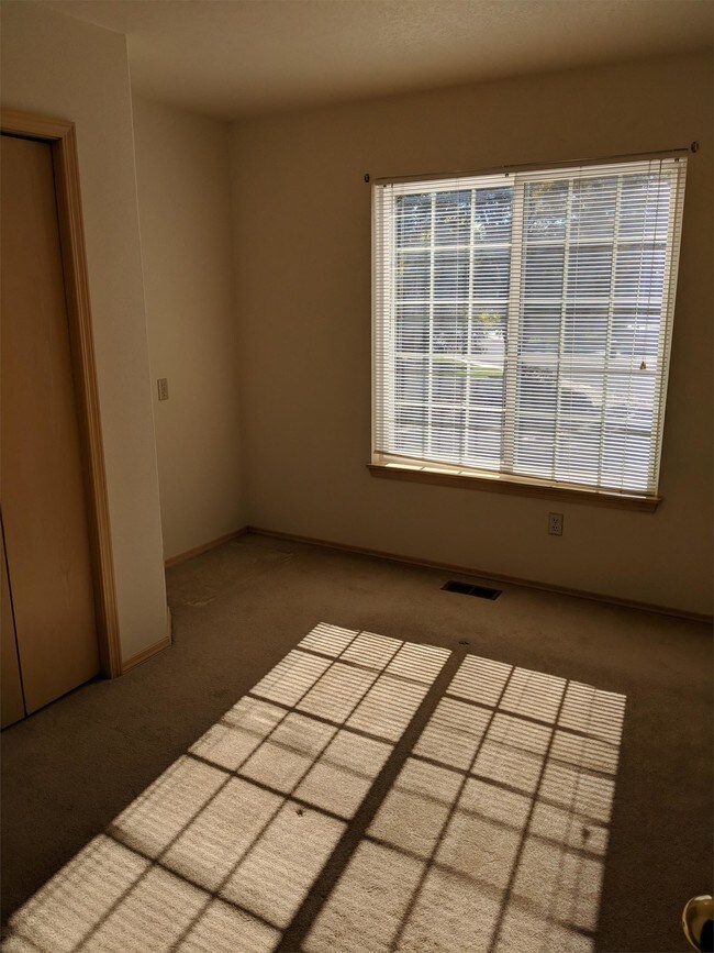 Building Photo - 4774 N Waterfront Way