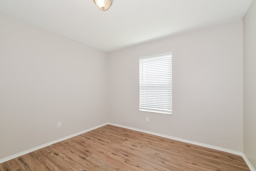 Building Photo - 10412 Glassborough Dr