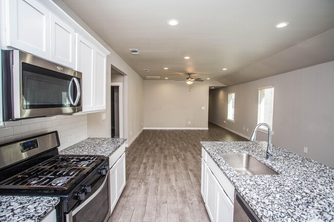 Building Photo - 4717 126th St