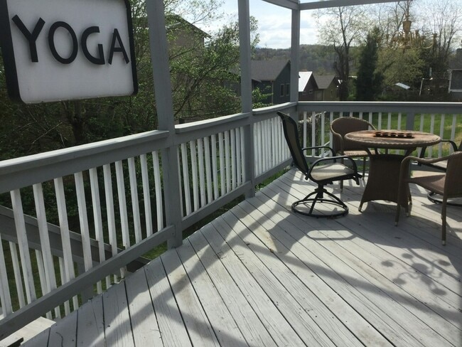 Building Photo - 33 Joyner Ave