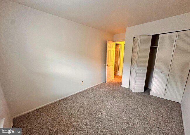 Building Photo - 507A Ralston Dr