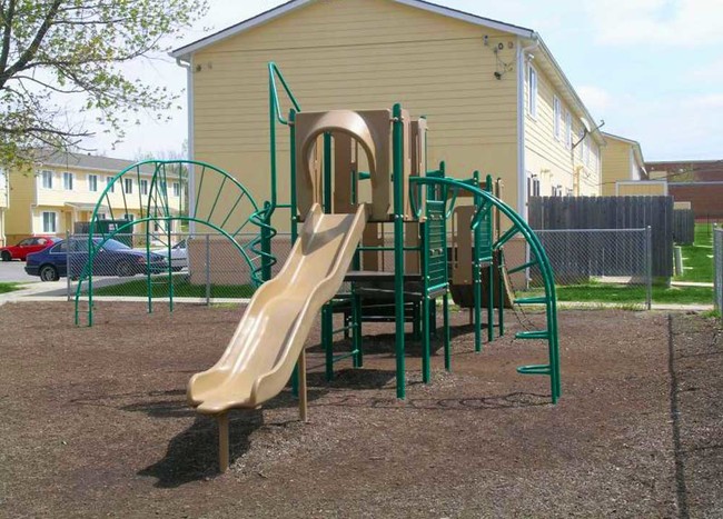 Playground - Paradise Plaza Apartments