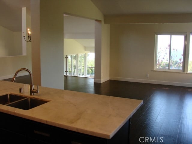 Building Photo - 6751 Alta Vista Dr