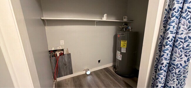 Building Photo - 3058 Boswell Dr NW