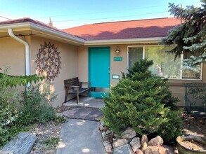 Building Photo - Denver Three Bedroom House Two Blocks From City Park