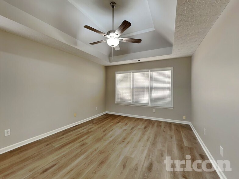 Building Photo - 30 Somerset Ct