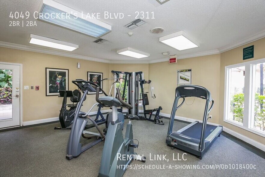 Building Photo - 4049 Crockers Lake Blvd