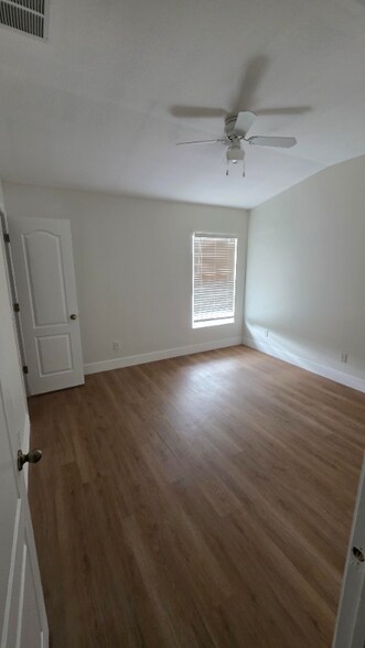 Building Photo - 12437 Foxmoor Peak Dr