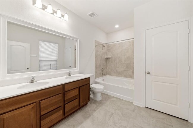 Building Photo - 28330 Little Hollow CT