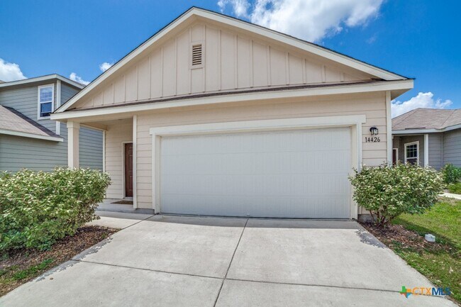 Building Photo - 14426 Elkhorn Crest