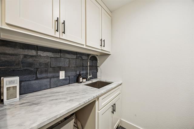 Building Photo - 5816 Orchid Ln