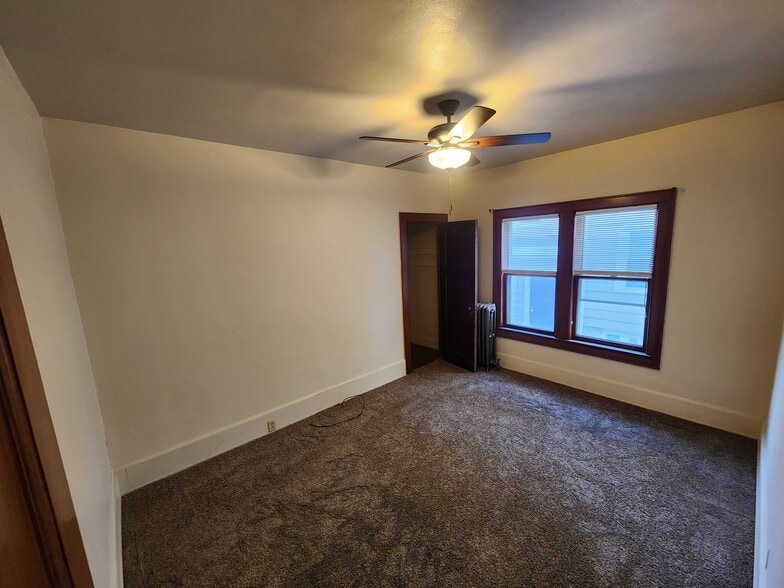 Large bedroom 1 (Empty) - 2107 N 51st St
