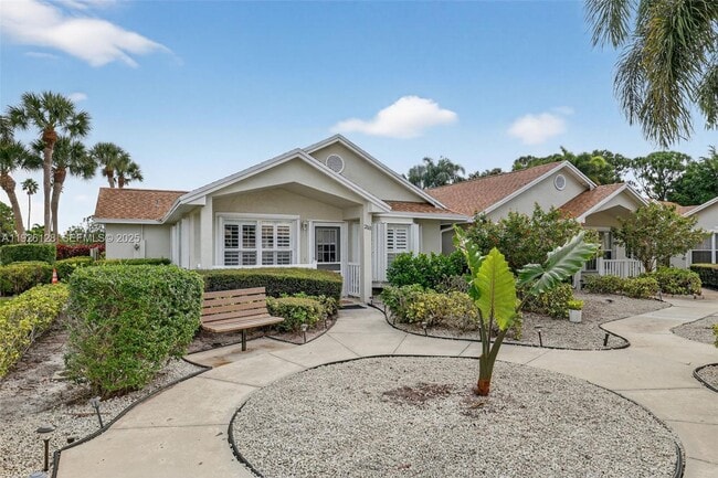 Building Photo - 210 NW Zanzibar Pl